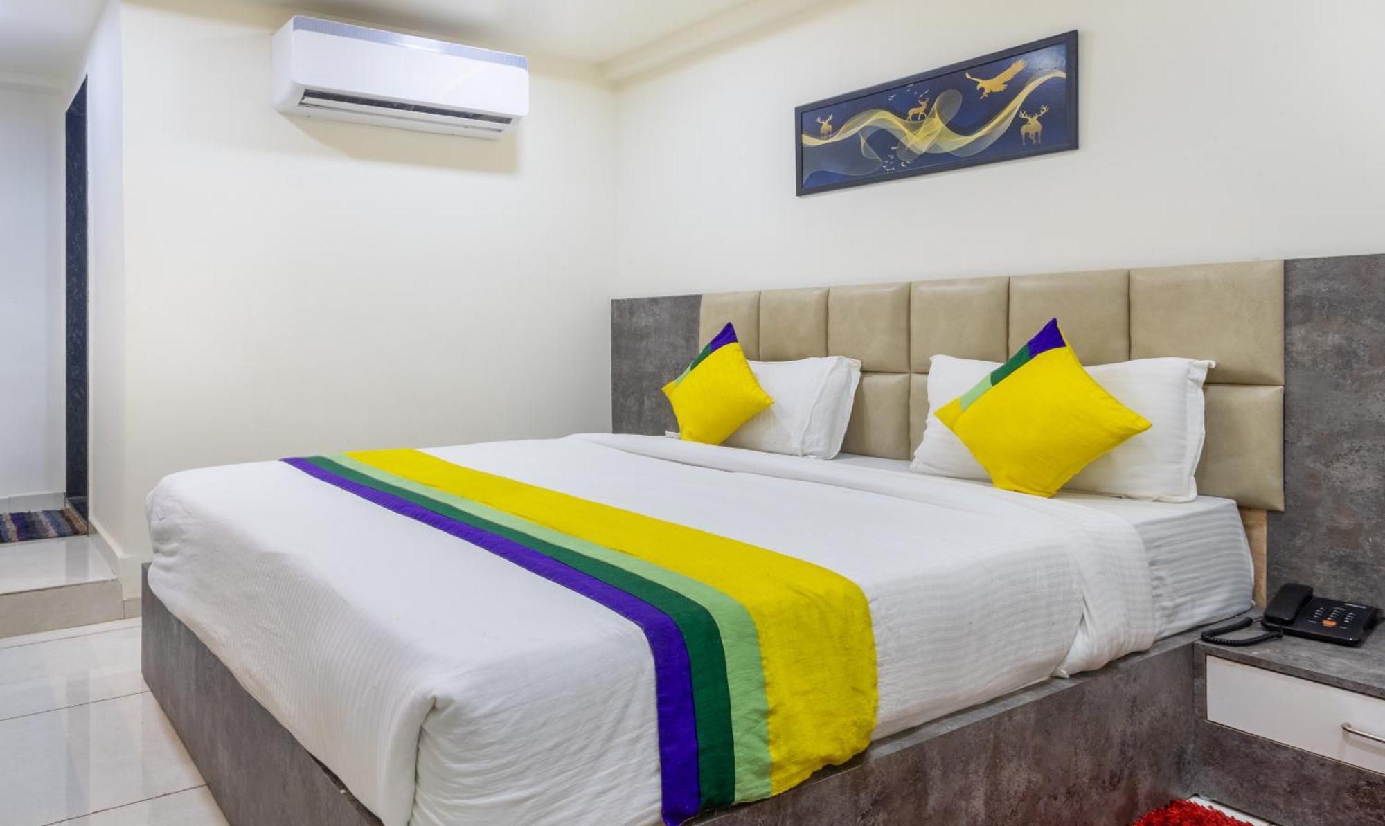 Itsy Hotels Signature, Nehru Nagar Ахмедабад Экстерьер фото