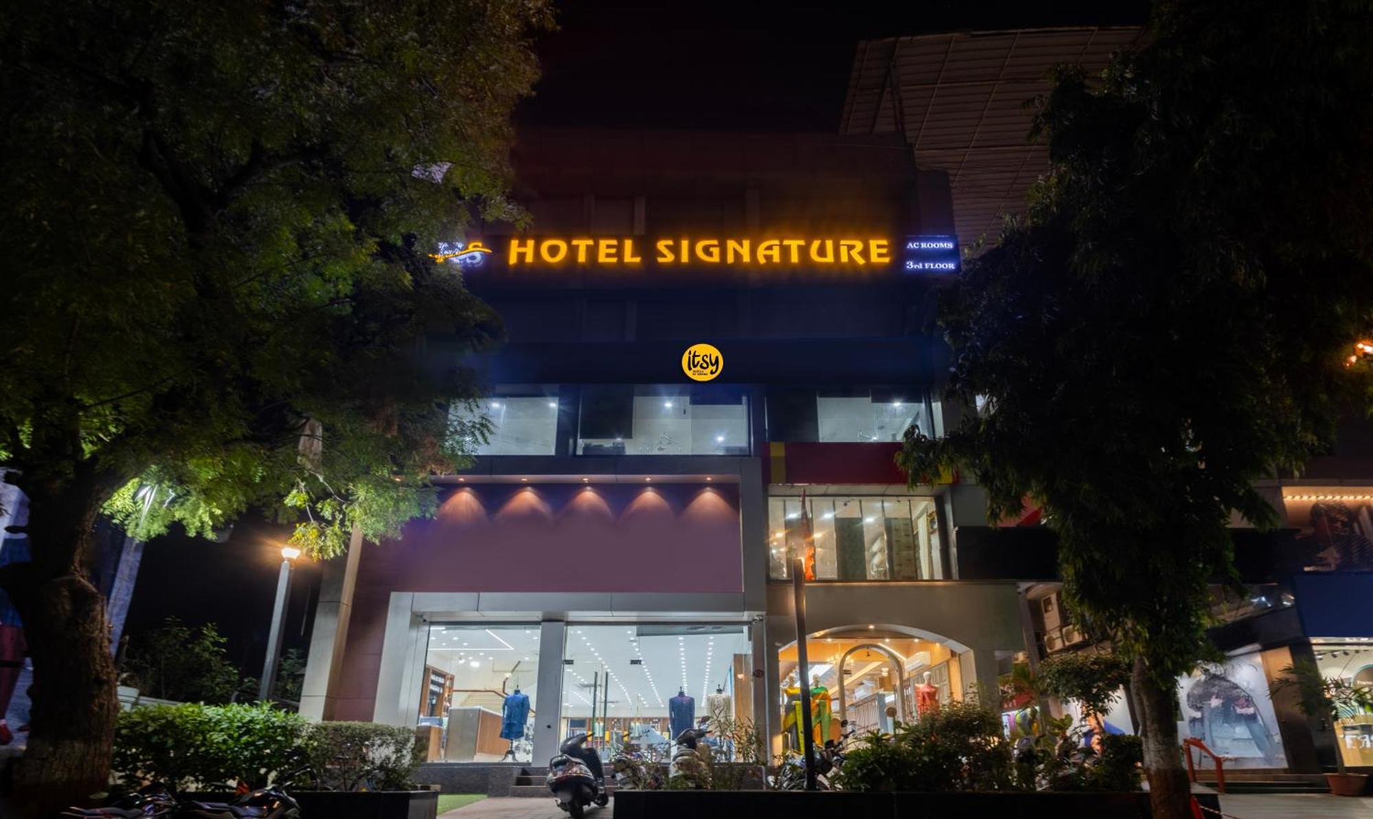 Itsy Hotels Signature, Nehru Nagar Ахмедабад Экстерьер фото