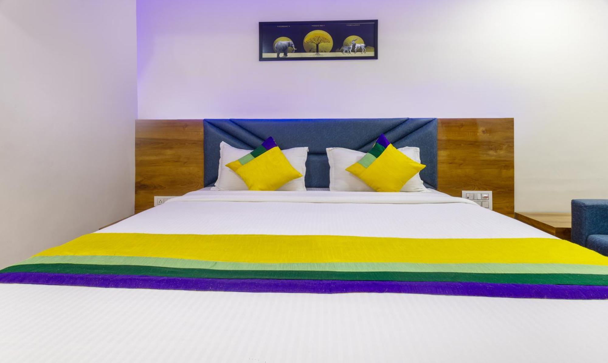 Itsy Hotels Signature, Nehru Nagar Ахмедабад Экстерьер фото